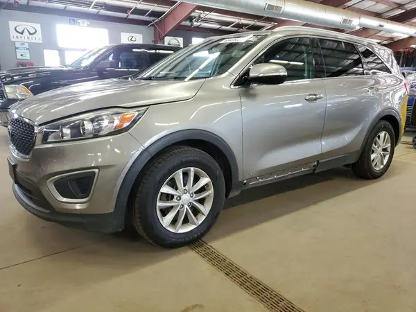 5XYPGDA35HG324559 2017 KIA SORENTO - Image 1