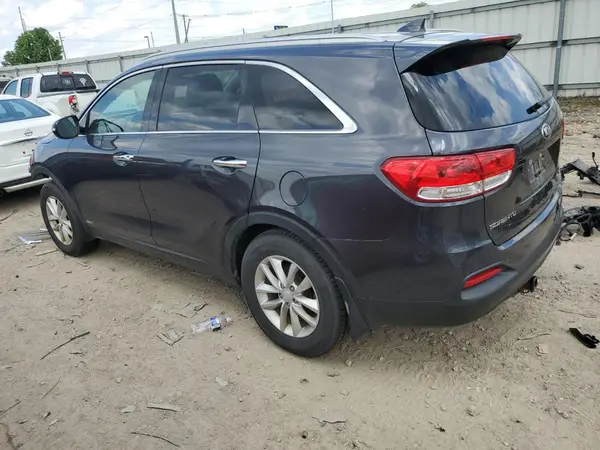 5XYPGDA35HG336825 2017 KIA SORENTO - Image 2