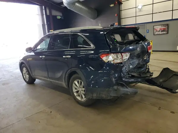 5XYPGDA35JG352125 2018 KIA SORENTO - Image 2