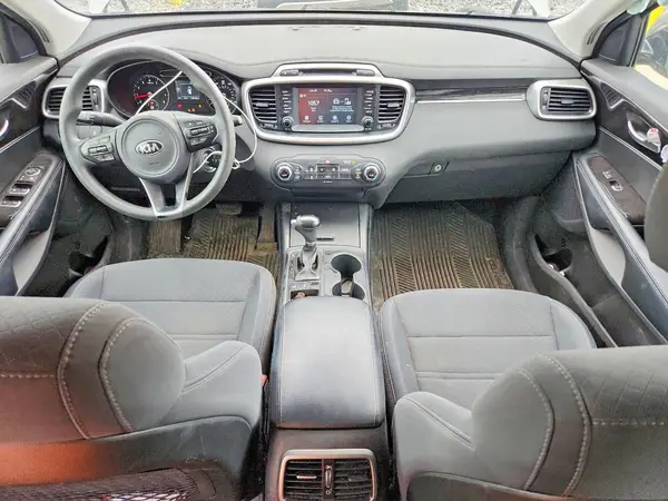 5XYPGDA35JG367546 2018 KIA SORENTO - Image 8