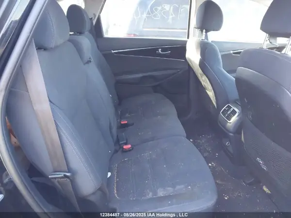 5XYPGDA35JG397081 2018 KIA SORENTO - Image 8