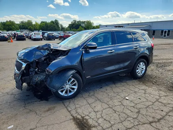 5XYPGDA35JG407169 2018 KIA SORENTO - Image 1