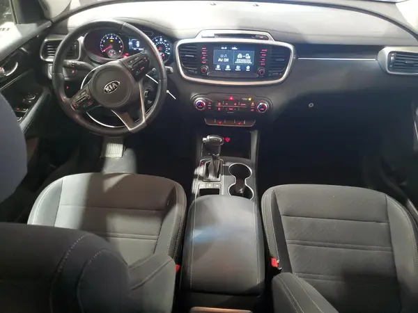 5XYPGDA35JG415045 2018 KIA SORENTO - Image 8