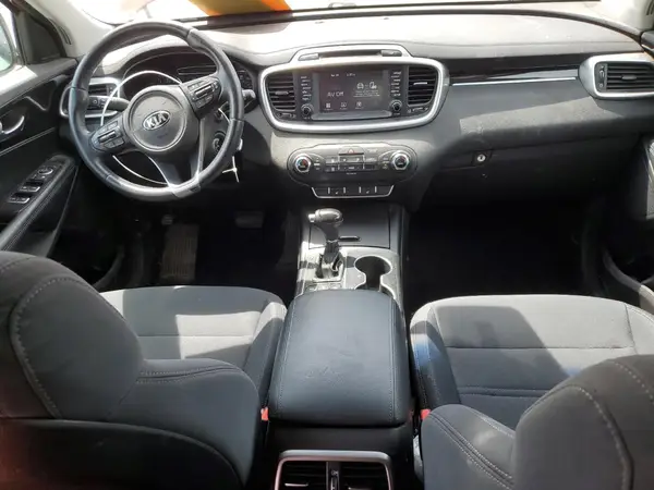 5XYPGDA35JG416051 2018 KIA SORENTO - Image 8