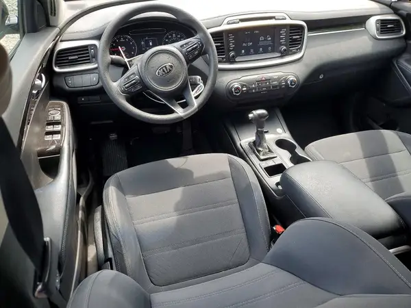5XYPGDA35JG416177 2018 KIA SORENTO - Image 8