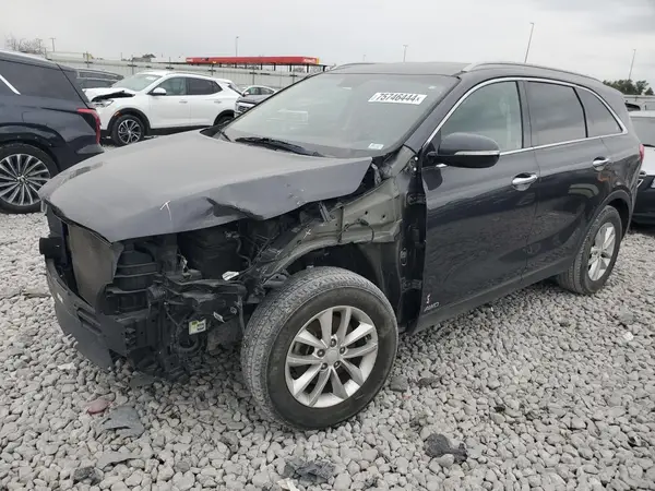 5XYPGDA35JG423744 2018 KIA SORENTO - Image 1