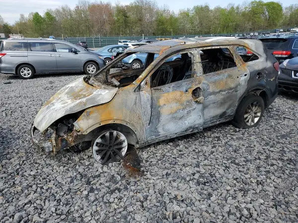 5XYPGDA35JG424845 2018 KIA SORENTO - Image 1