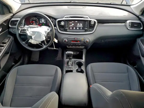 5XYPGDA35KG433823 2019 KIA SORENTO - Image 8