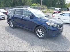 5XYPGDA35KG438651 2019 KIA SORENTO