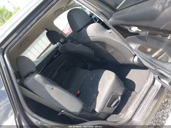 5XYPGDA35KG439394 2019 KIA SORENTO - Image 8