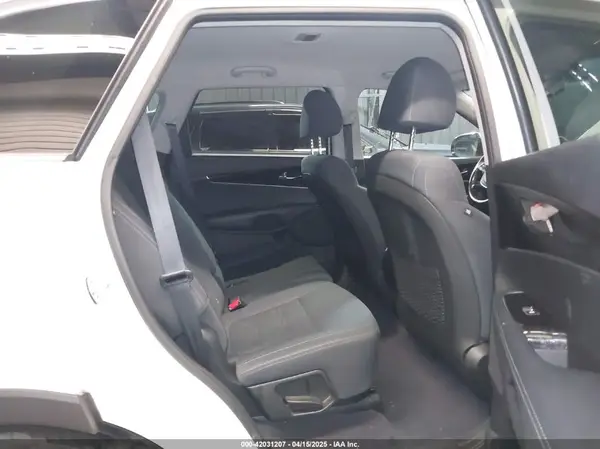5XYPGDA35KG451755 2019 KIA SORENTO - Image 8