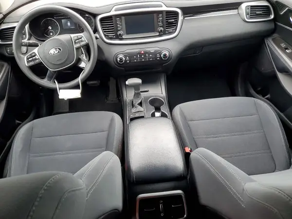 5XYPGDA35KG511582 2019 KIA SORENTO - Image 8