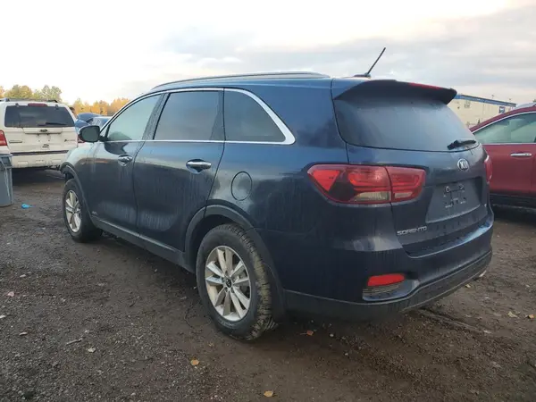 5XYPGDA35KG521352 2019 KIA SORENTO - Image 2