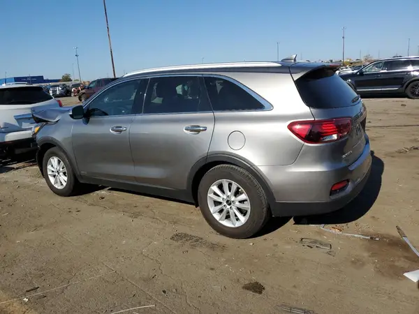 5XYPGDA35KG525868 2019 KIA SORENTO - Image 2