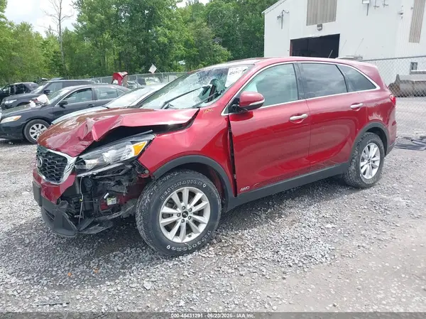 5XYPGDA35KG537230 2019 KIA SORENTO - Image 2