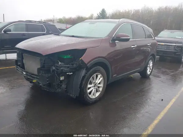 5XYPGDA35KG542380 2019 KIA SORENTO - Image 2
