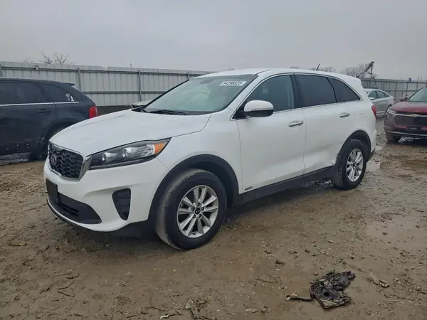 5XYPGDA35KG565710 2019 KIA SORENTO - Image 1
