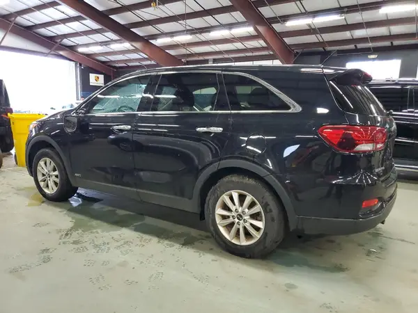 5XYPGDA35KG572253 2019 KIA SORENTO - Image 2