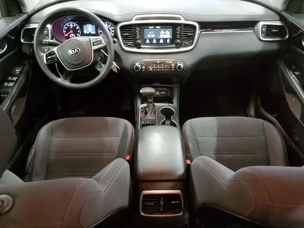 5XYPGDA35KG572253 2019 KIA SORENTO - Image 8