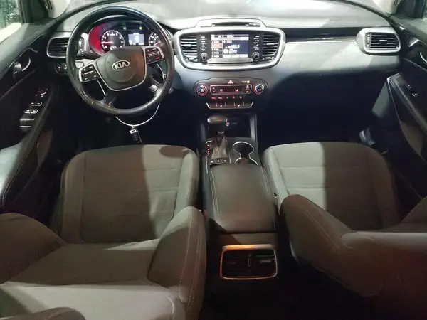 5XYPGDA35KG574424 2019 KIA SORENTO - Image 8