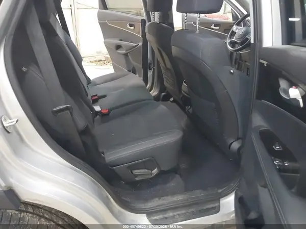 5XYPGDA35KG595807 2019 KIA SORENTO - Image 8