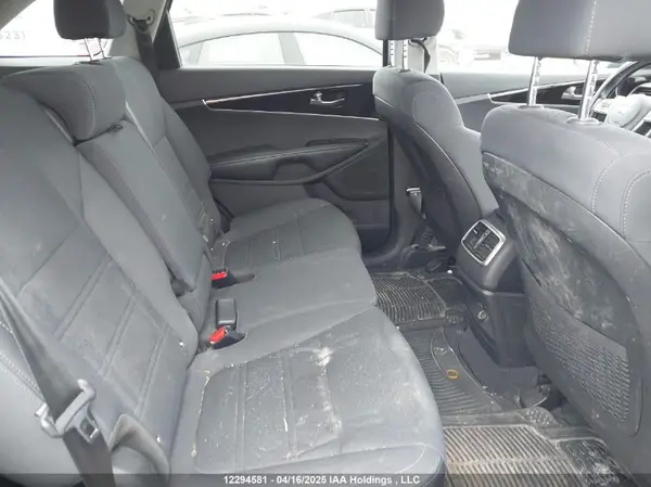 5XYPGDA35LG615930 2020 KIA SORENTO - Image 8