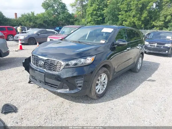 5XYPGDA35LG626927 2020 KIA SORENTO - Image 2