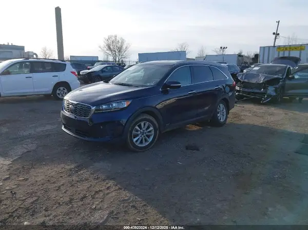 5XYPGDA35LG641055 2020 KIA SORENTO - Image 2