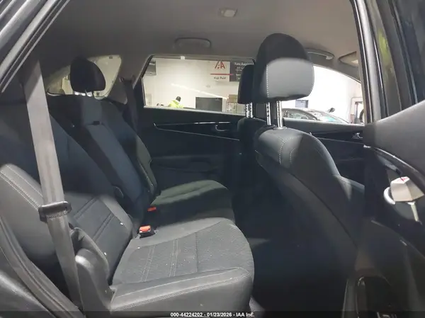 5XYPGDA35LG669244 2020 KIA SORENTO - Image 8
