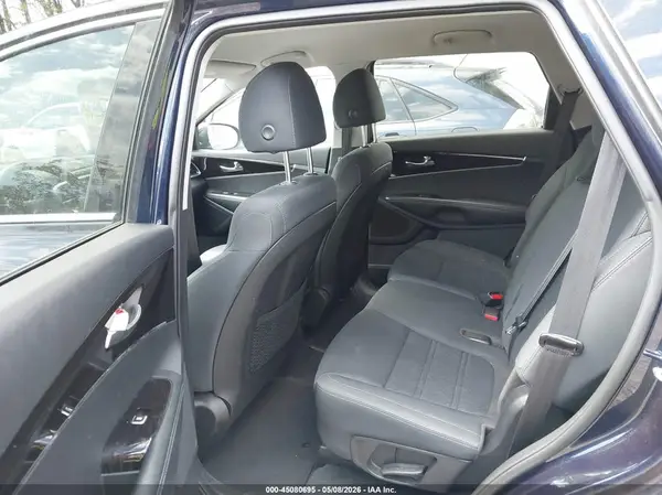 5XYPGDA35LG669373 2020 KIA SORENTO - Image 8
