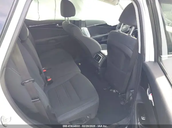 5XYPGDA35LG678820 2020 KIA SORENTO - Image 8