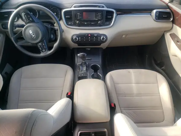 5XYPGDA36GG006786 2016 KIA SORENTO - Image 8