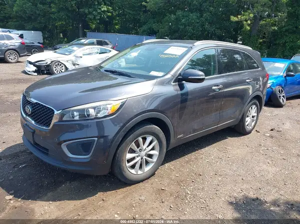 5XYPGDA36GG007369 2016 KIA SORENTO - Image 2