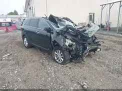 5XYPGDA36GG016427 2016 KIA SORENTO