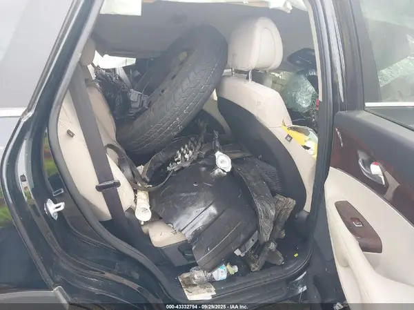 5XYPGDA36GG016427 2016 KIA SORENTO - Image 8