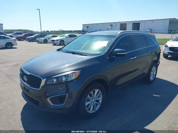 5XYPGDA36GG022471 2016 KIA SORENTO - Image 2