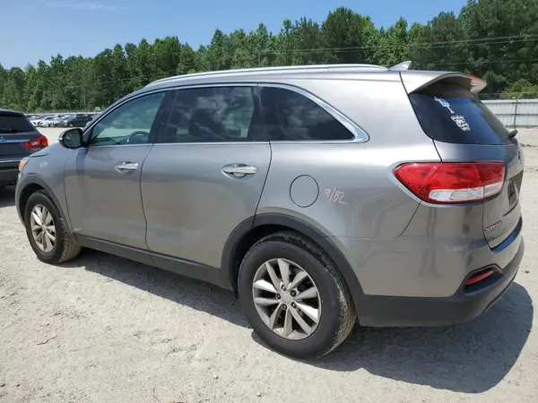 5XYPGDA36GG035799 2016 KIA SORENTO - Image 2