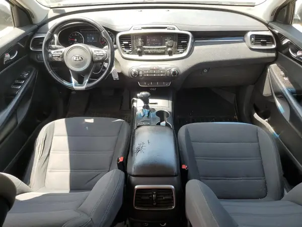 5XYPGDA36GG035799 2016 KIA SORENTO - Image 8