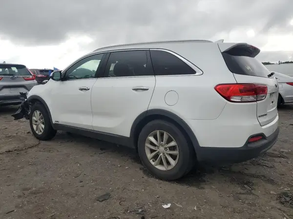 5XYPGDA36GG037066 2016 KIA SORENTO - Image 2