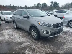 5XYPGDA36GG038315 2016 KIA SORENTO