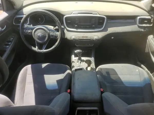 5XYPGDA36GG038928 2016 KIA SORENTO - Image 8