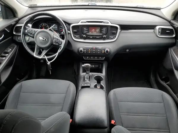 5XYPGDA36GG039609 2016 KIA SORENTO - Image 8