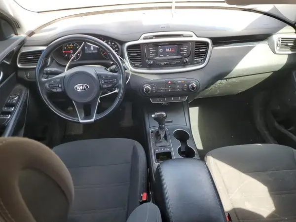 5XYPGDA36GG047239 2016 KIA SORENTO - Image 8