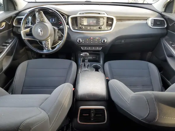 5XYPGDA36GG047628 2016 KIA SORENTO - Image 8
