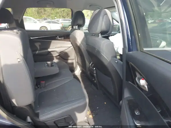 5XYPGDA36GG047841 2016 KIA SORENTO - Image 8