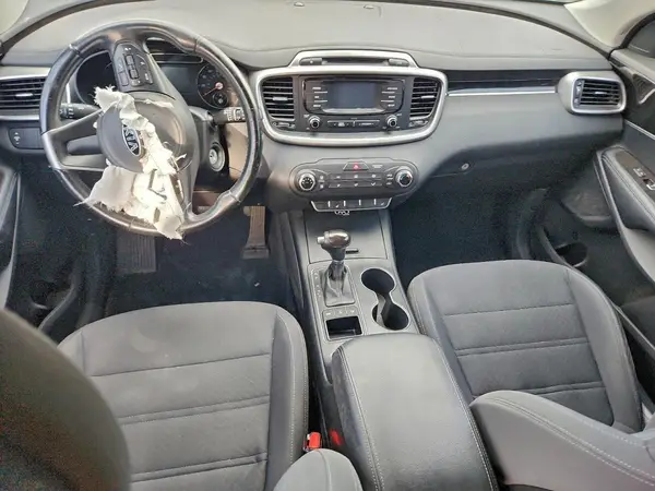 5XYPGDA36GG048701 2016 KIA SORENTO - Image 8