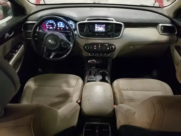 5XYPGDA36GG049475 2016 KIA SORENTO - Image 8