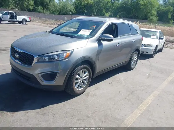 5XYPGDA36GG056426 2016 KIA SORENTO - Image 2