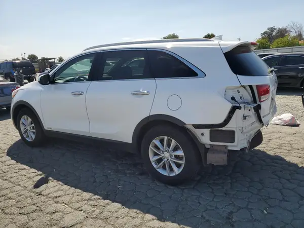 5XYPGDA36GG059276 2016 KIA SORENTO - Image 2