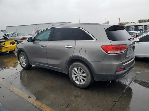 5XYPGDA36GG059956 2016 KIA SORENTO - Image 2